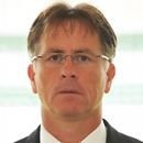 HLV László Prukner – Huấn luyện viên trưởng (Hungary)