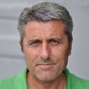 HLV Kostas Vasilakakis – huấn luyện viên trưởng Doxa Dramas