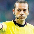 Trọng tài Cuneyt Cakir