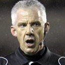 Trọng tài Chris Foy