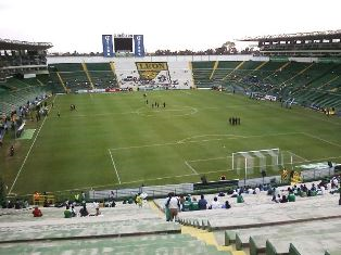 Sân vận động Estadio León (Nou Camp)