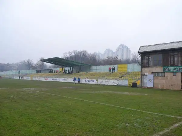 Sân vận động Železarnica – sân nhà của FK Skopje