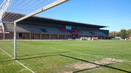 Sân vận động Adolfo Suárez – sân nhà của Real Ávila CF
