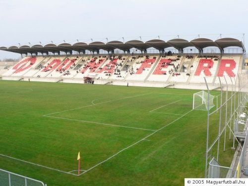 Sân vận động Dunaferr Arena – sân nhà của Dunaújváros PASE