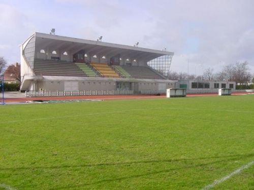 Sân vận động Sportstadion Izegem – sân nhà của RFC Mandel United