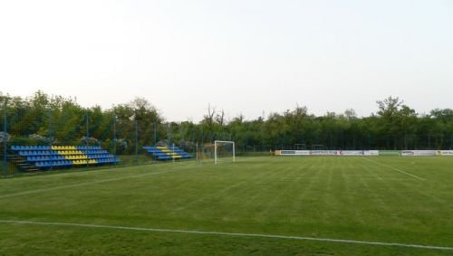 Sân vận động Tersztyánszky Ödön Sportközpont – sân nhà của Csákvári TK