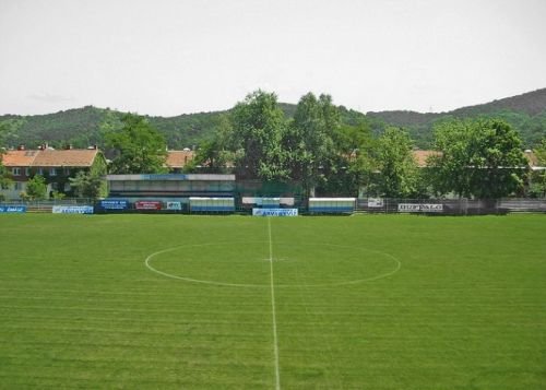 Sân vận động Pete András Stadion – sân nhà của Kazincbarcikai SC