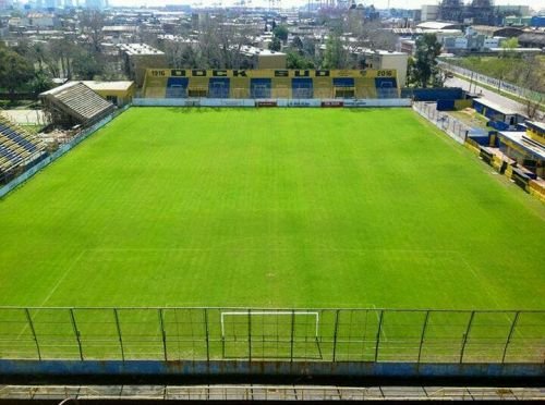 Sân vận động Estadio de Los Inmigrantes – sân nhà của CS Dock Sud