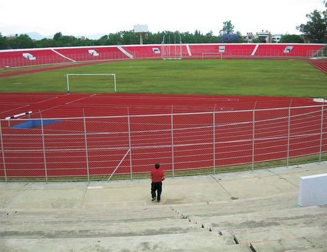 Sân vận động Estadio IV Centenario – sân nhà của Real Tomayapo