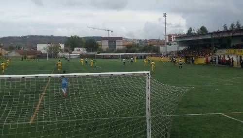 Sân vận động Campo José da Silva Faria – sân nhà của GS Loures