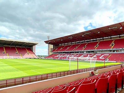 Sân vận động Oakwell – sân nhà của Barnsley