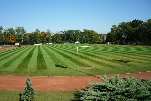 Sân vận động Stadion Miejski w Brzegu – sân nhà của Stal Brzeg