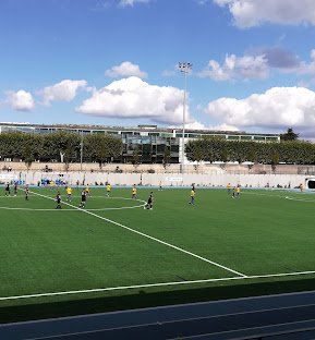 Sân vận động Stade Adolphe Chéron – sân nhà của US Lusitanos Saint-Maur
