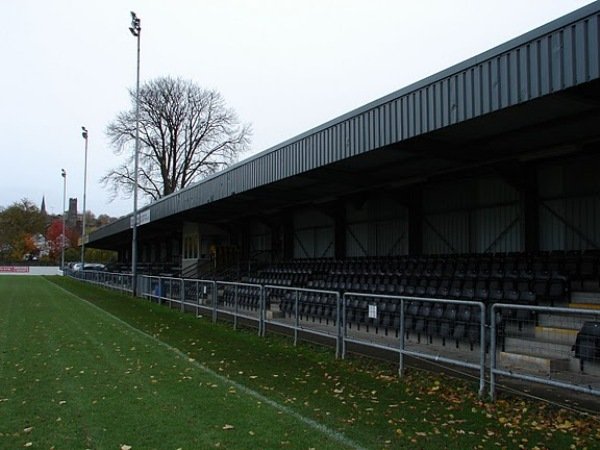 Sân vận động Christchurch Meadow – sân nhà của Belper Town