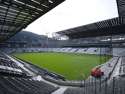 Sân vận động Tivoli-Neu – sân nhà của FC Wacker Innsbruck