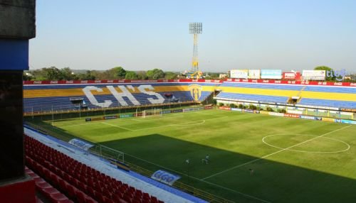 Sân vận động Feliciano Caceres – sân nhà của Sportivo Luqueño
