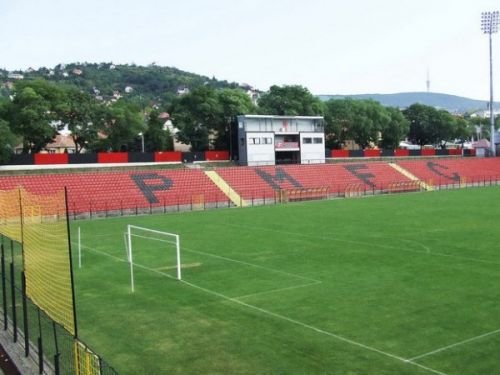 Sân vận động Újmecsekalja – sân nhà của Pecsi MFC
